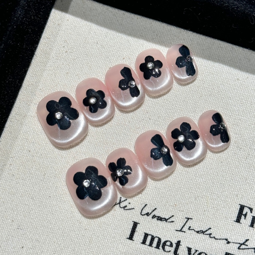 Resin Art Using Flowers - 10 piezas de uñas postizas cortas