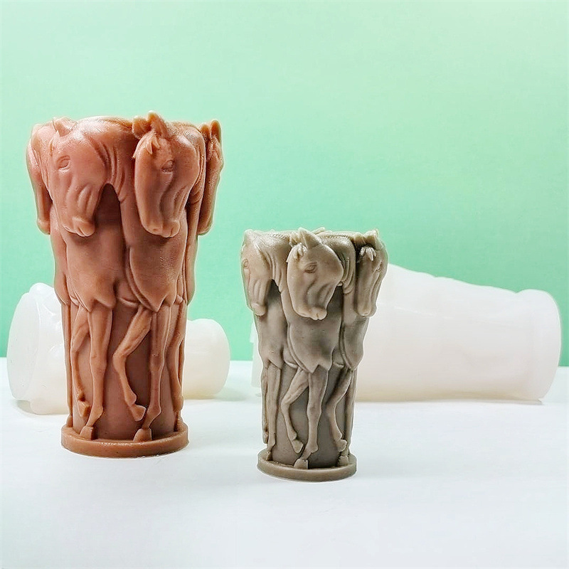 Estatua de caballo de hierba,  - Resin Art Sculptures reseña y precio