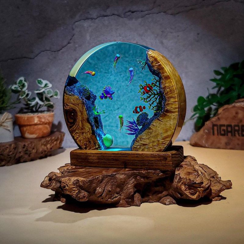 Lámpara de Mesa de Resina con  - Resin Artist reseña y precio