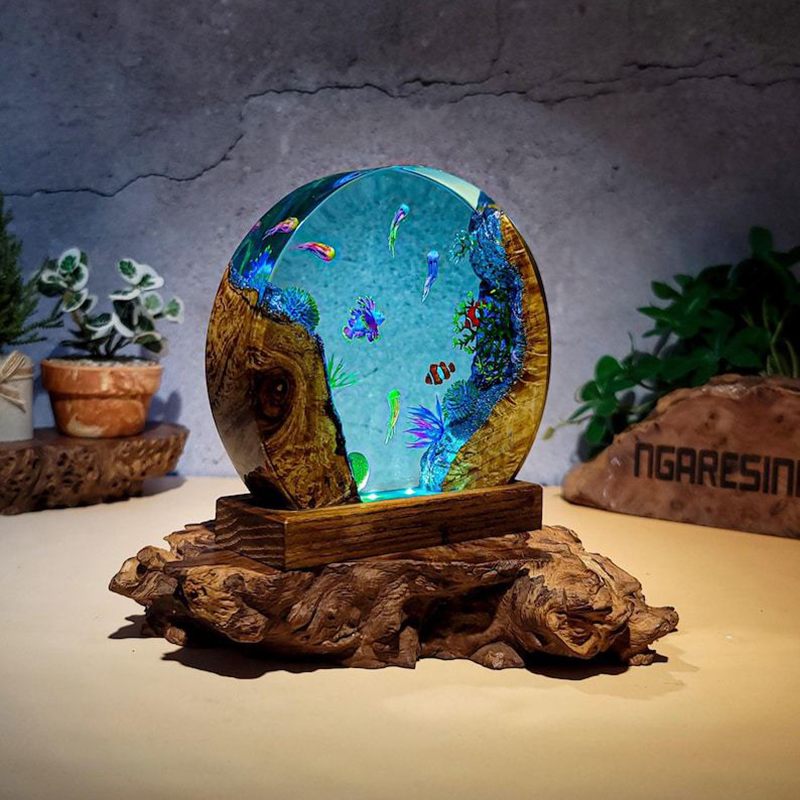 Lámpara de Mesa de Resina con  - Resin Artist reseña y precio