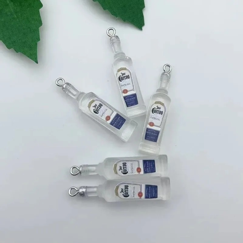Lote de 10 Piezas de Dijes de  - Resin Art Bottle reseña y precio